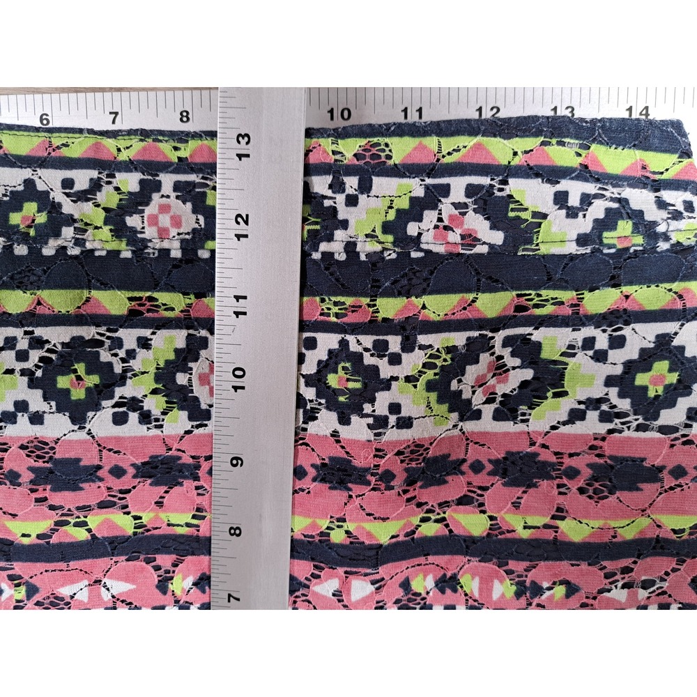 Hollister Womens Tribal Geometric Lace Mini Skirt Pink Green Navy Blue Sz M y2k - Picture 5 of 5